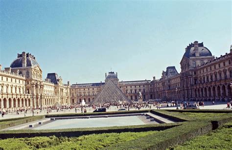 Stock Pictures: The Louvre Museum Paris - exterior and interior with pieces of art