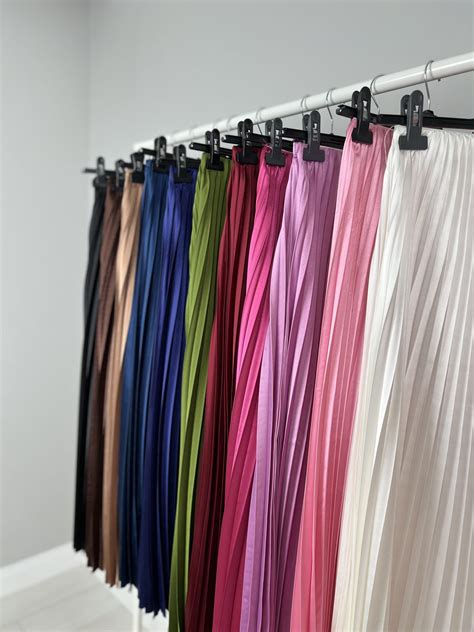 Saten Pileli Etek - Tüm Renkler - Melek Uluk Moda Tasarım