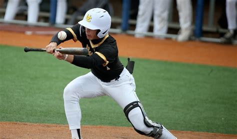 High school baseball: 3A state tournament bracket play, upsets ...