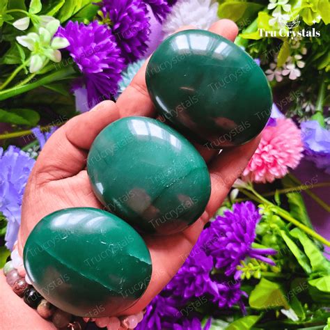 Natural Green Jade Palm Stone – Trucrystals.in