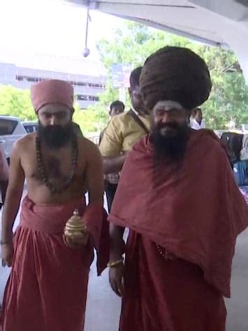 UP cops fail to load rifles, guns during annual inspection by IG ...