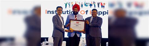 SPREADING HAPPINESS AROUND!