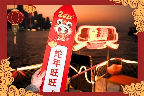 Victoria Harbour Cruise in a Luxury Yacht (Symphony of Light or Happy ...