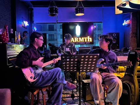Love on the Weekend , Leamchabang Sriracha, Laem Chabang, 4 December ...