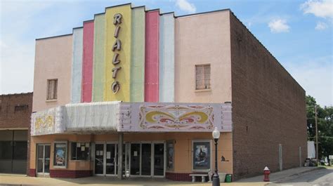 Rialto Movie Theater in Searcy | Best places to work, Best, Arkansas