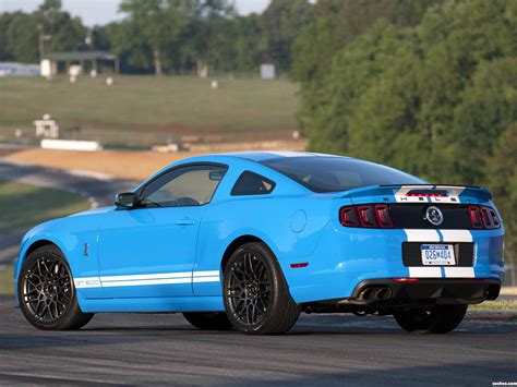 Fotos de Ford Shelby Mustang GT500 SVT 2012