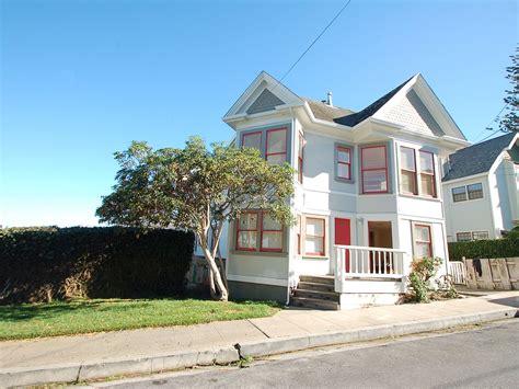 109 16th St #1, Pacific Grove, CA 93950 | Zillow