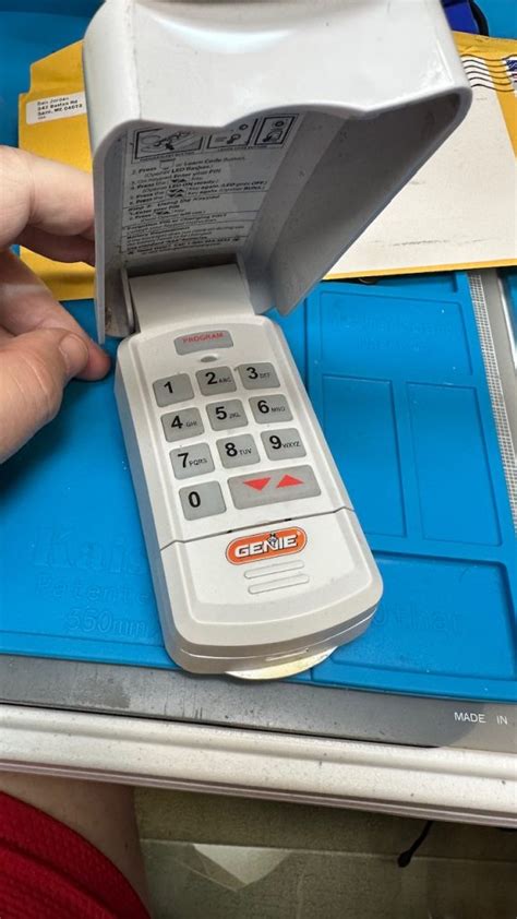 How to Fix a Remote Control Button 的图像结果