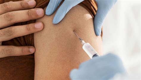 5 Arm Exercises to Reduce Soreness After COVID-19 Vaccination | FITPASS