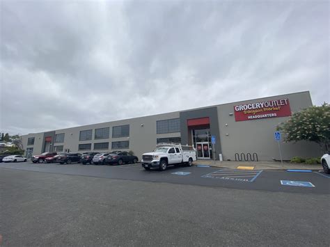 GROCERY OUTLET BARGAIN MARKET CORPORATE OFFICE - Emeryville CA - Hours ...