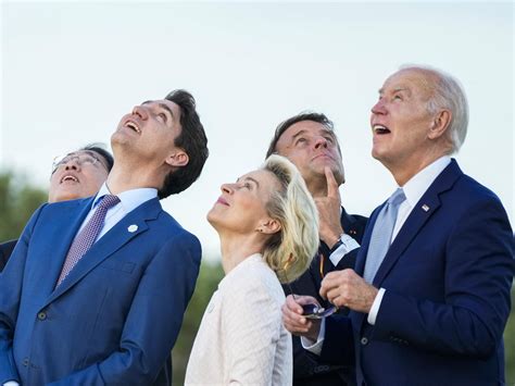 Signal From Oreshnik Test and Putin's Statement Received by West: Top ...