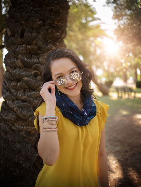 Local Portrait Photography 的图像结果