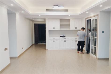 125平现代简约风格卧室装修效果图-上海装潢网