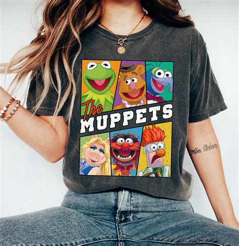 Retro Disney the Muppets Poster T-shirt, Kermit Fozzie Gonzo Ms Piggy ...