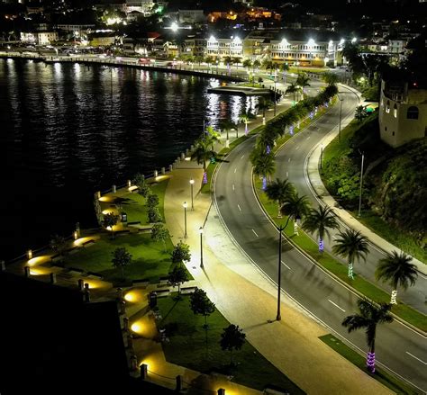 St. Thomas’ Waterfront Highway is Lit Up with Holiday Spirit | St ...