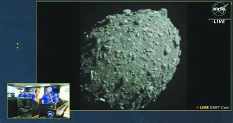 NASA航天器撞击小行星新照片曝光 演练“保卫地球”战果_军事频道_中华网