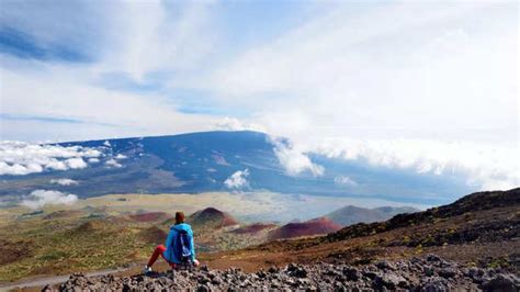 Mauna Loa: One of Earth's largest active volcano in Hawaii, - TimesTravel