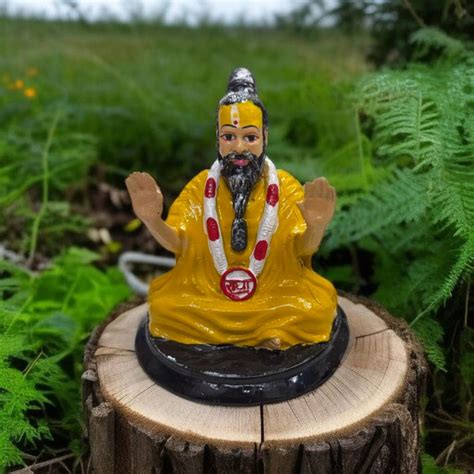 Premanand Ji Maharaj Idol 6" inch – Uphaar The Unique Gift Gallery