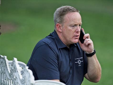 Sean Spicer interview with Robert Mueller Trump-Russia investigation ...