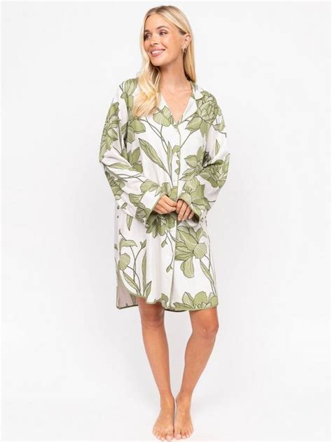Fable & Eve Chiswick Floral Nightshirt, Green