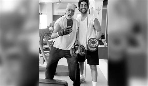 Amitabh Bachchan with grandson agastya nanda gym in lockdown -लॉकडाउन ...