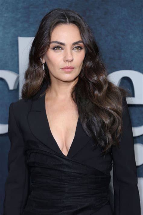 Mila Kunis sexy and stunning at Luckiest Girl Alive premiere - Celeblr