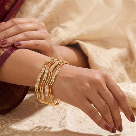 Set Of 4 Gold-Plated AD-Studded Bangles – Jewar Mandi