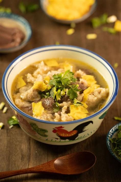 安徽阜阳最出名的7道名菜，全是“大硬菜”，鲜香味美，太香了_贡椿_葡萄鱼_皮丝