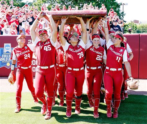 Oklahoma Softball / Ou Softball Sooners Earn Run Rule Win Over ...