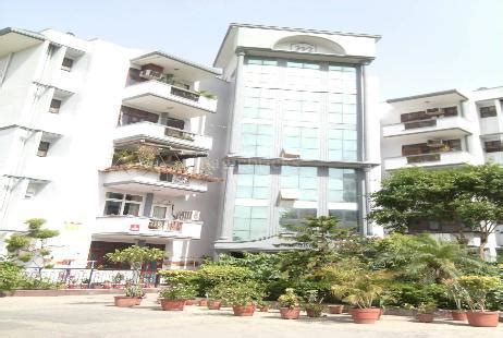 Mahagun Manor in Sector 50, Noida: Price, Brochure, Floor Plan, Reviews