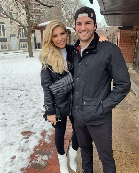 ¿Quién es Melanie Collins? Edad, Altura, Wiki, Novia