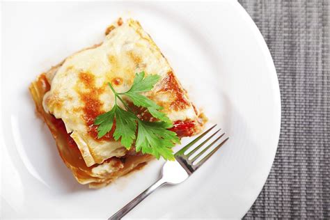 Easy Mozzarella Lasagna Recipe