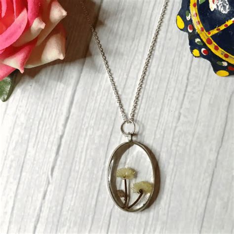 Buy Transparent Resin Pendant With Real Flower Preservation Online ...