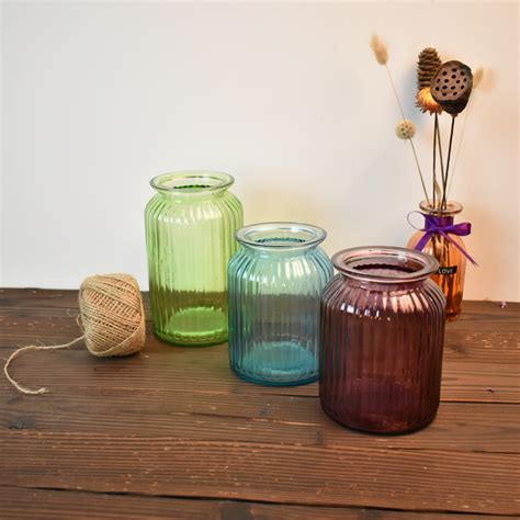 北欧简约绿色玻璃花瓶现代创意插花瓶家居客厅餐桌百合水培花瓶-单品-美间（软装设计采购助手）