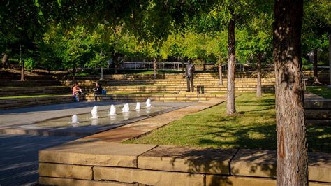 Debate at UTD - Hobson Wildenthal Honors College | UT Dallas