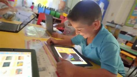 ABCmouse Teacher Commercial 的图像结果