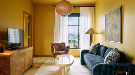HOTEL GENEVIEVE (Louisville) - Hotel Reviews, Photos, Rate Comparison ...
