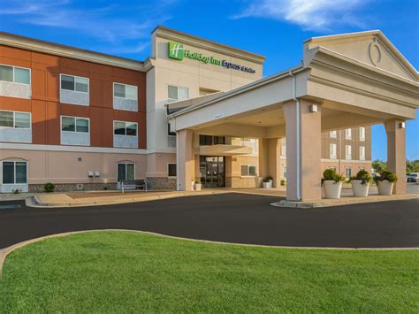 Hotel in Jasper, Indiana | Holiday Inn Express & Suites Jasper