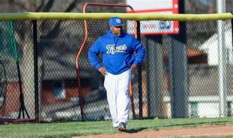 September 2025 Honoree Chris Evans | Blue KC Coaches with Character | C ...