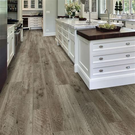 Everything You Need To Know About Farmhouse Vinyl Plank Flooring ...