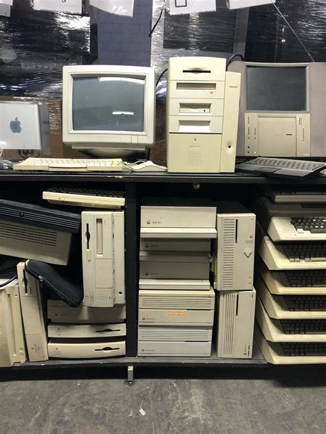 Using 2010s Tech 的图像结果