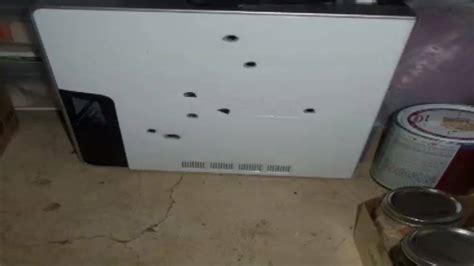 Shooting My Computer 的图像结果