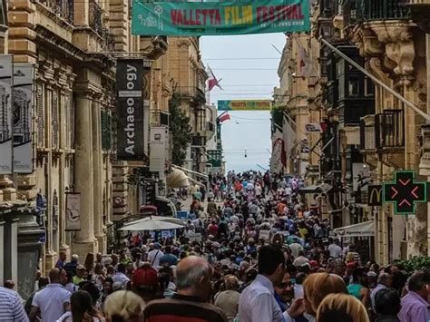 World’s most overcrowded tourist destinations - Too many visitors, too ...