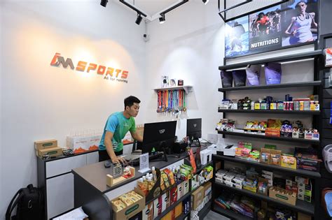 IMSPORTS khai trương chi nhánh TPHCM, thêm một địa điểm mua đồ chạy bộ chuyên dụng cho anh em