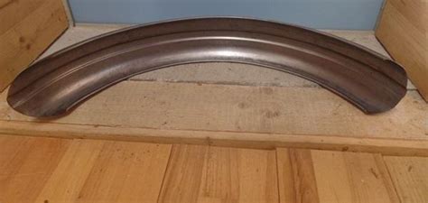 Triumph/Ariel Front Mudguard with wide Rib Shallow | BRITISH Only ...
