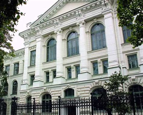 圣彼得堡国立大学留学介绍 - 知乎