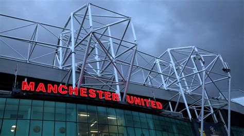 Man Utd urged to DEMOLISH Old Trafford & build brand new £2 billion ...
