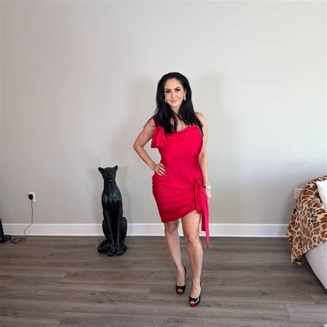 Ava Addams: A Comprehensive Biography of the Adult Film Star