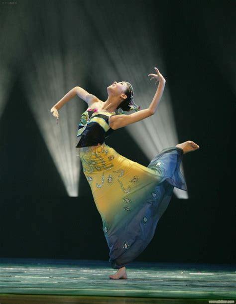 舞蹈艺考班女生写真集|摄影|人像摄影|LEIZHAOXIA - 原创作品 - 站酷 (ZCOOL)