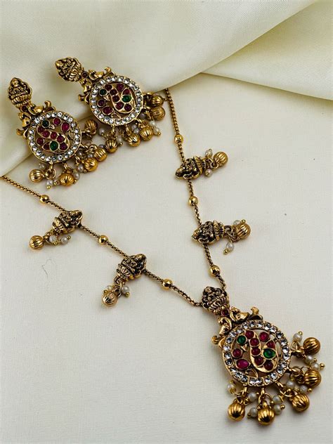 Mullti color peacock idol necklace – Mannat Jewelz